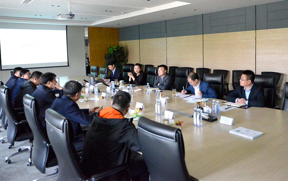 遼寧正業(yè)集團(tuán)同省農(nóng)發(fā)行進(jìn)行合作會談(圖2) 遼寧正業(yè)集團(tuán)同省農(nóng)發(fā)行進(jìn)行合作會談(圖2)